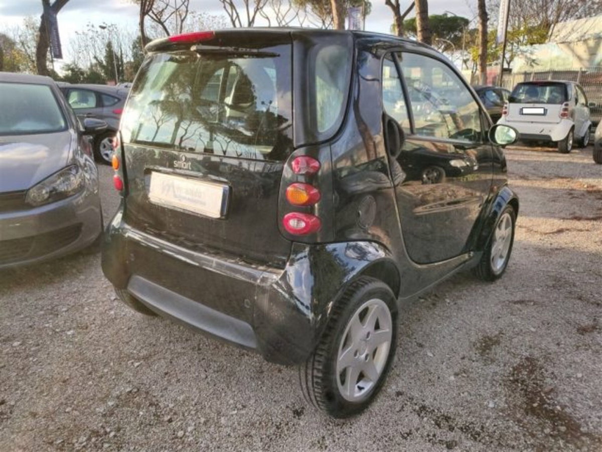 smart Fortwo 700 coupé pure (45 kW) (3)