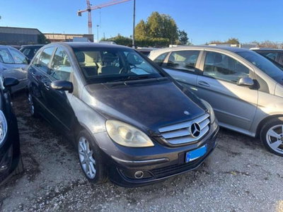 Mercedes-Benz Classe B 180 CDI (3)