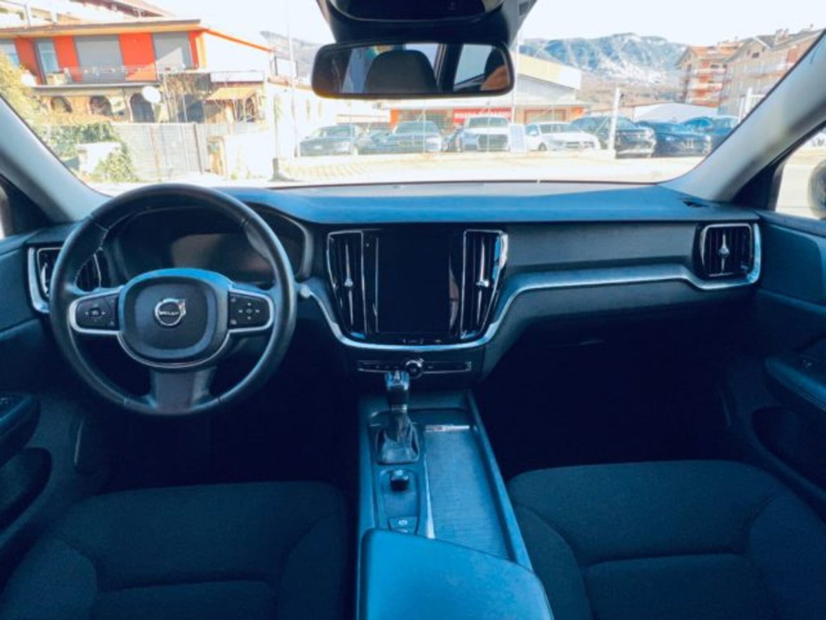 Volvo V60 D3 Geartronic R-design (15)