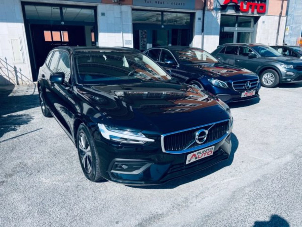 Volvo V60 D3 Geartronic R-design (4)