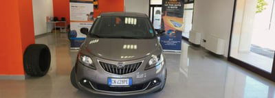 Lancia Ypsilon 1.0 FireFly 5 porte S&S Hybrid Silver Plus usata