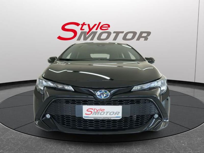 Toyota Corolla 1.8 Hybrid Business