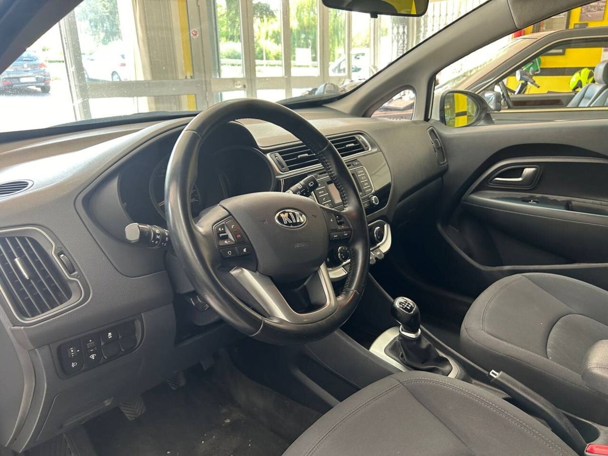 Kia Rio 1.1 CRDi 5p. Active (10)