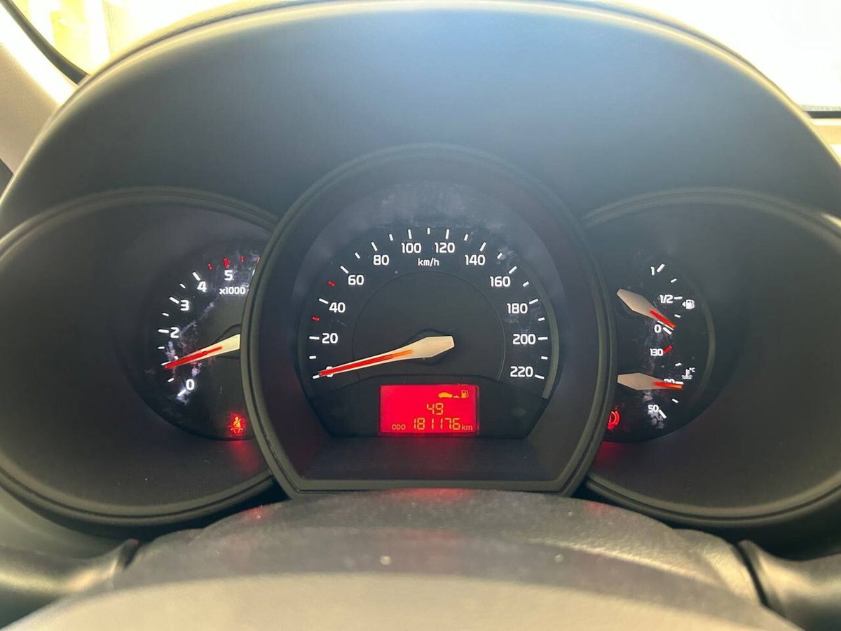Kia Rio 1.1 CRDi 5p. Active (14)