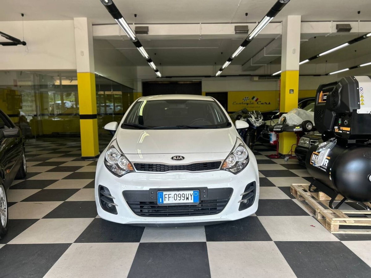 Kia Rio 1.1 CRDi 5p. Active (2)