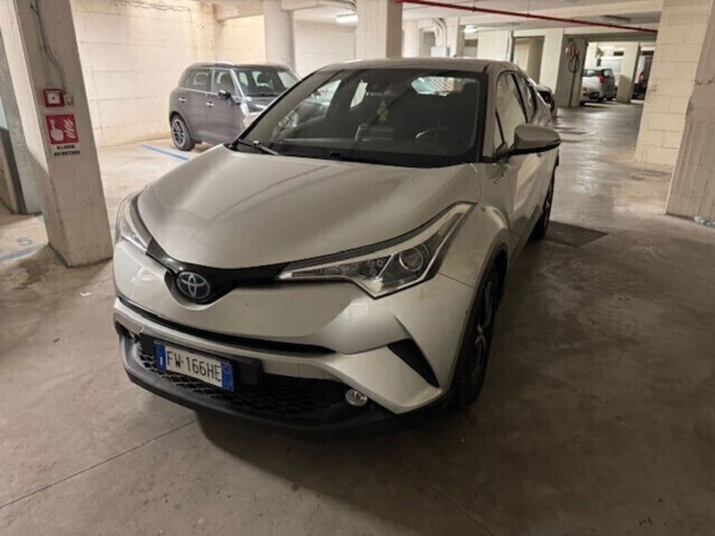 Toyota Toyota C-HR 1.8 Hybrid E-CVT Active