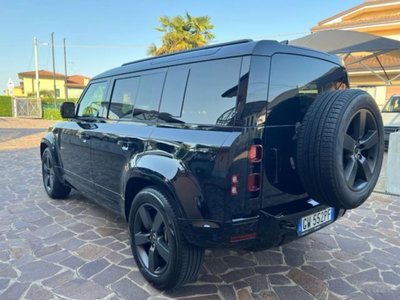 Land Rover Defender 110 3.0D I6 300 CV AWD Auto X-Dynamic HSE (5)