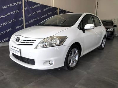 Toyota Auris 1.4 D-4D 5 porte usata