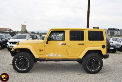 Jeep Wrangler Unlimited 2.8 CRD DPF X Auto (15)
