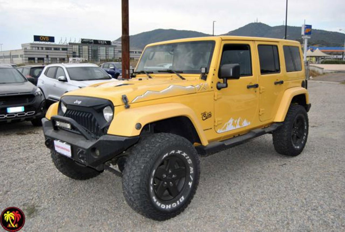 Jeep Wrangler Unlimited 2.8 CRD DPF X Auto (4)