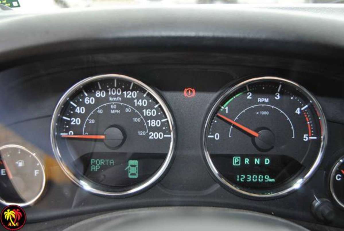 Jeep Wrangler Unlimited 2.8 CRD DPF X Auto (6)