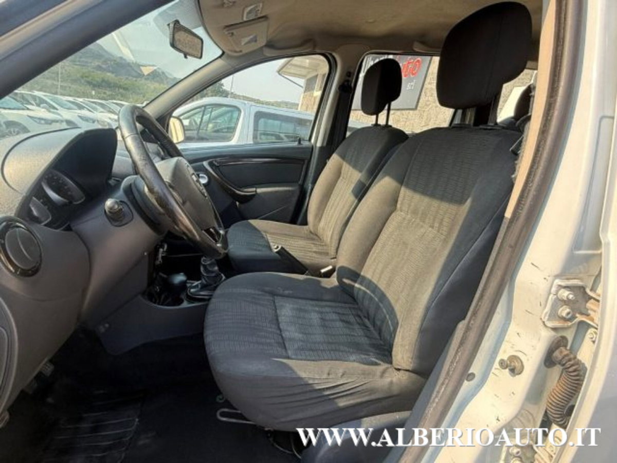 Dacia Duster 1.5 dCi 110CV 4x2 Lauréate (13)