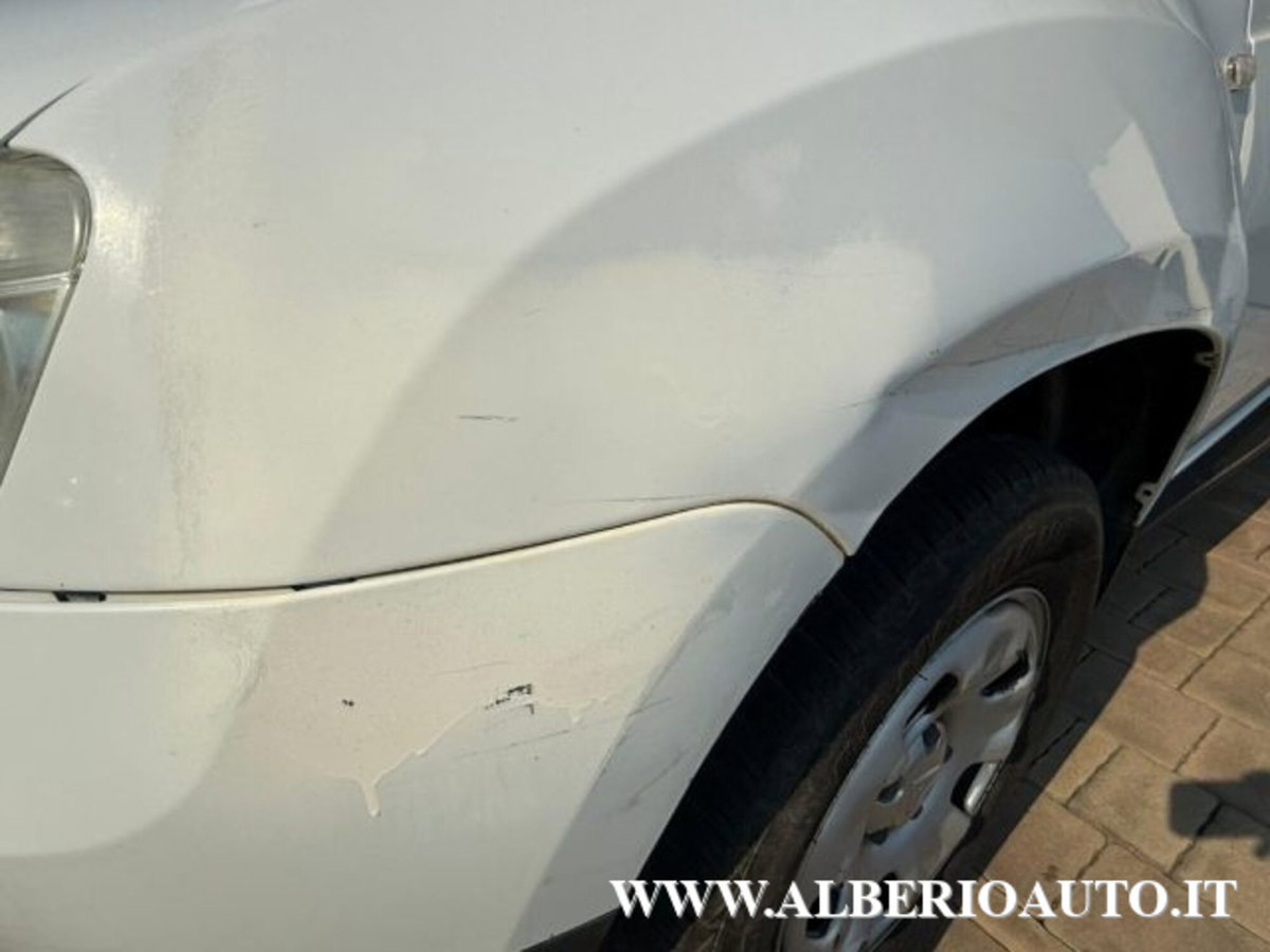 Dacia Duster 1.5 dCi 110CV 4x2 Lauréate (16)