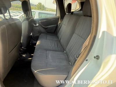 Dacia Duster 1.5 dCi 110CV 4x2 Lauréate (19)
