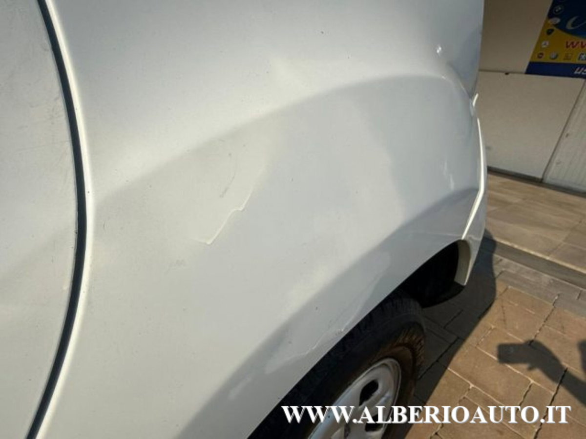 Dacia Duster 1.5 dCi 110CV 4x2 Lauréate (8)