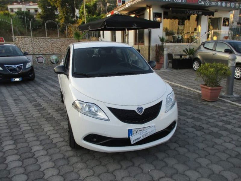 Lancia Ypsilon 1.2 69 CV 5 porte GPL Ecochic Gold