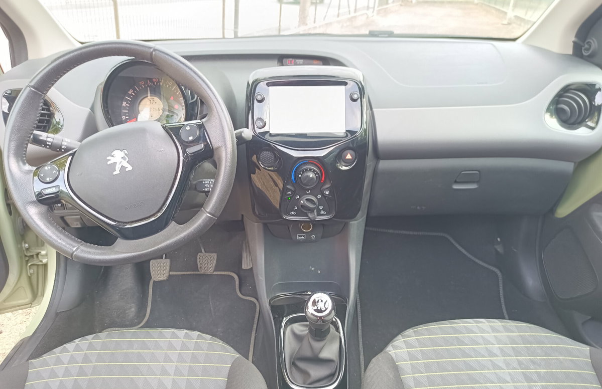 Peugeot 108 72 5 porte Style (14)