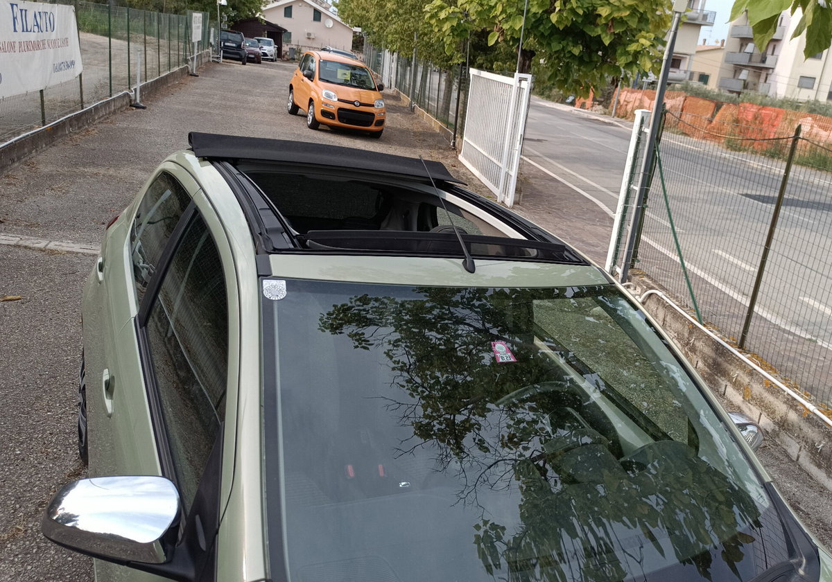Peugeot 108 72 5 porte Style (4)