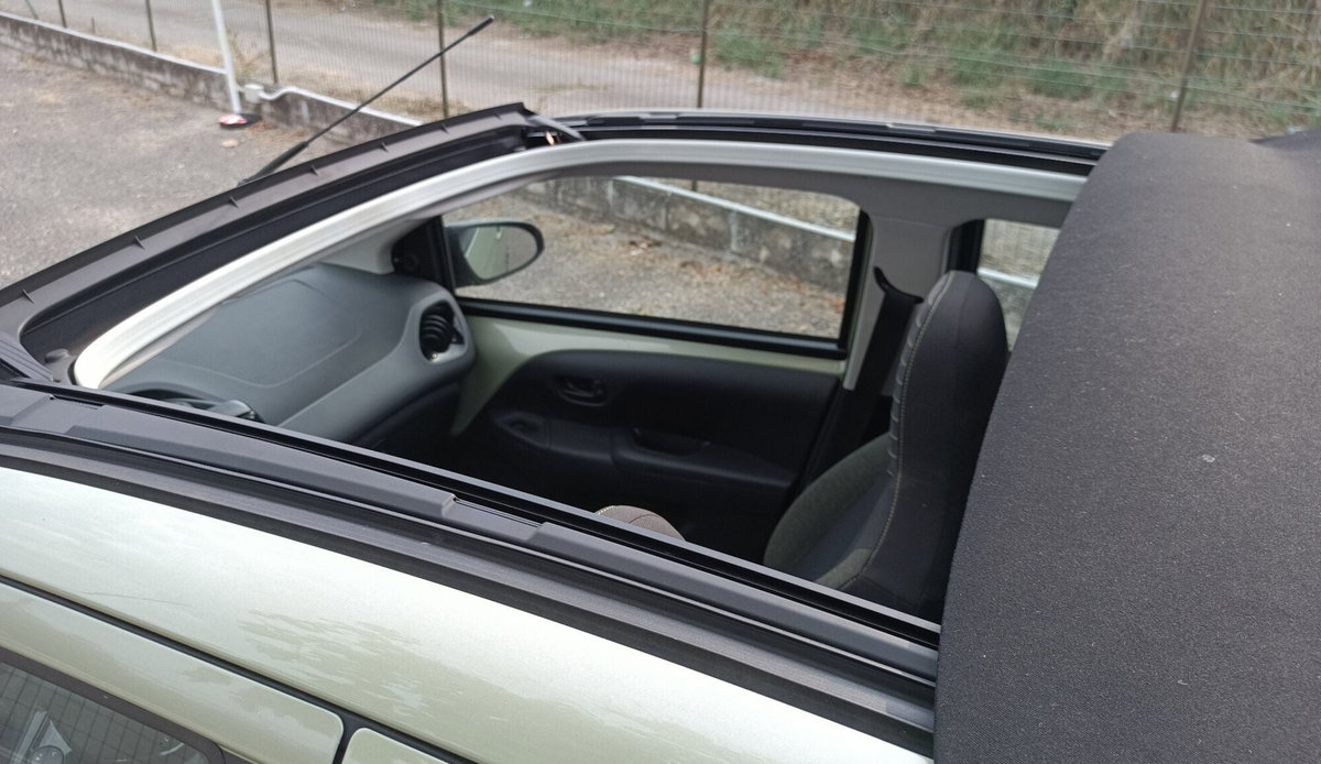 Peugeot 108 72 5 porte Style (6)