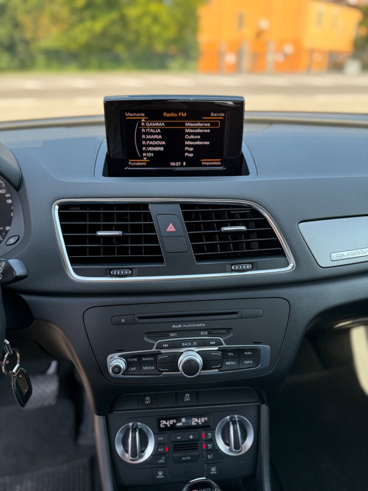 Audi Q3 2.0 TDI quattro S tronic Advanced (13)