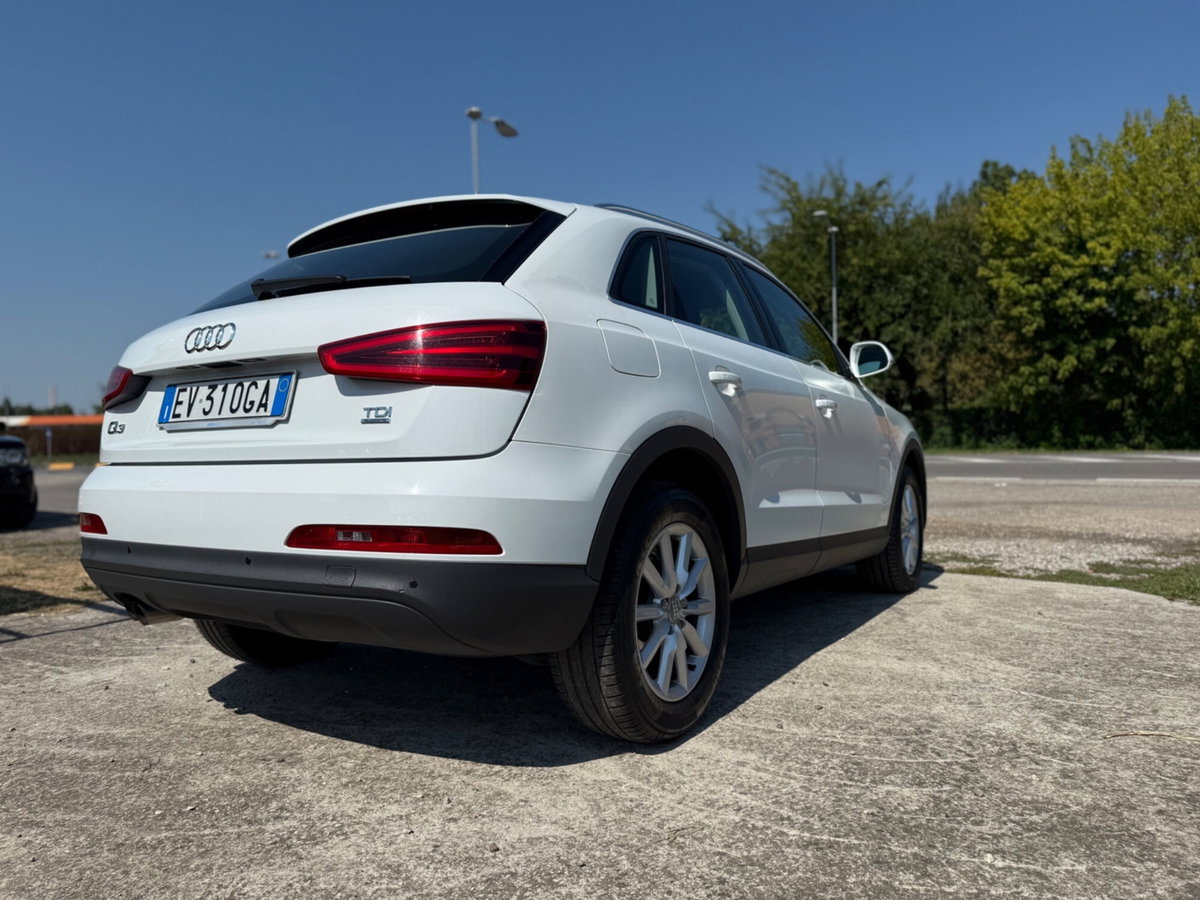 Audi Q3 2.0 TDI quattro S tronic Advanced (4)
