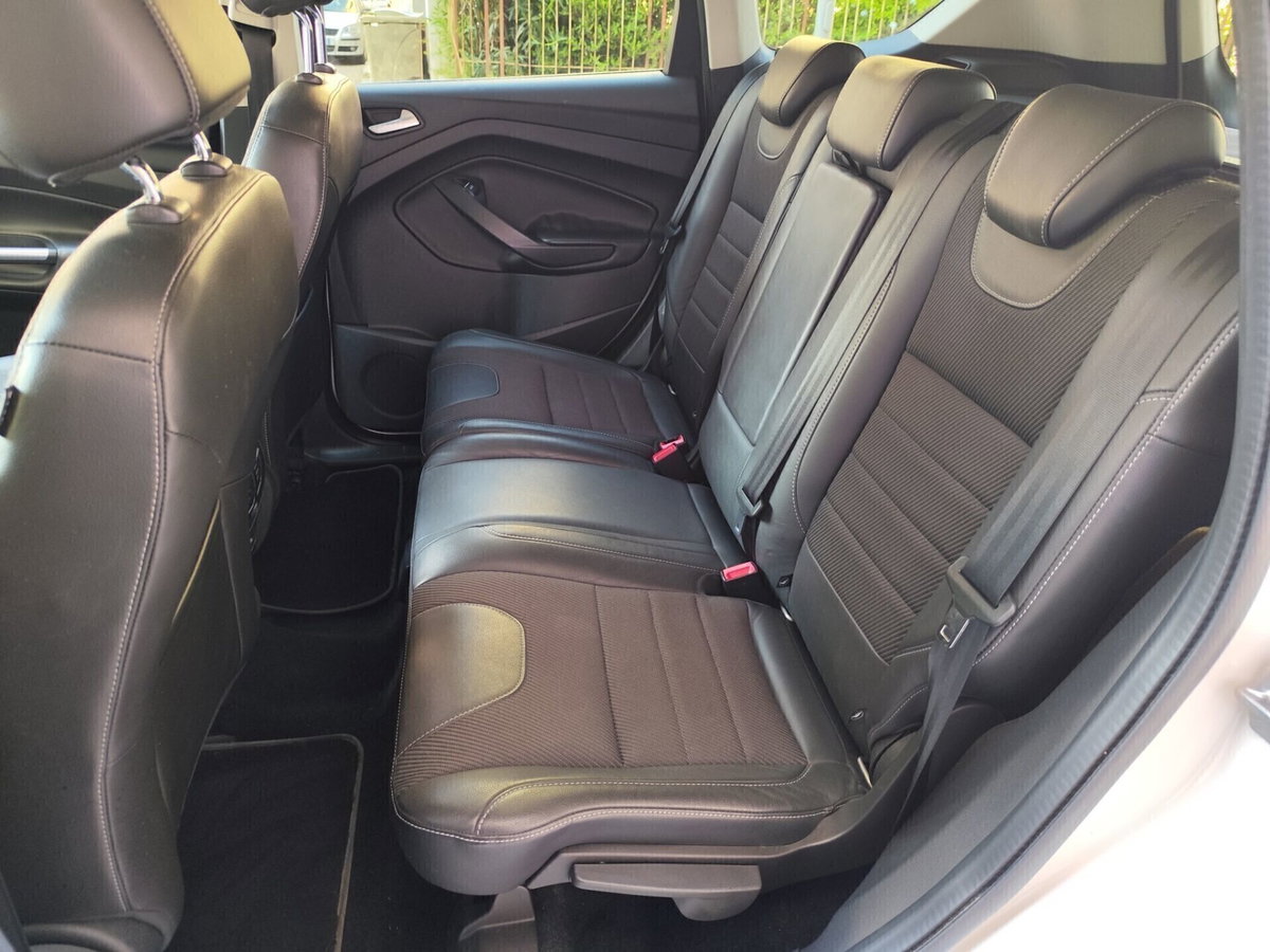 Ford Kuga 2.0 TDCi 163 CV 4WD Titanium DPF (18)