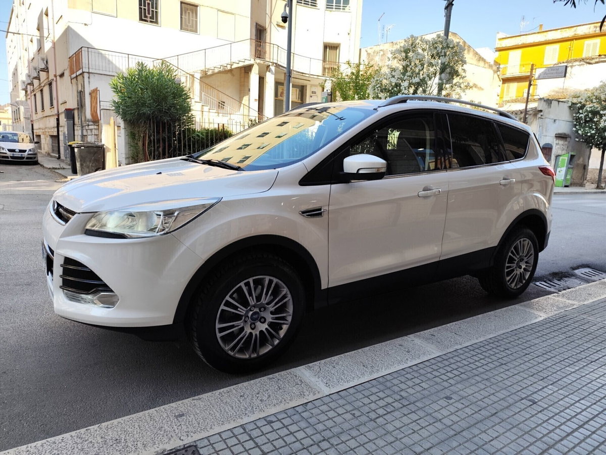 Ford Kuga 2.0 TDCi 163 CV 4WD Titanium DPF (3)