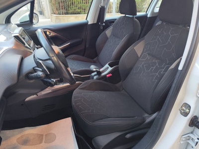 Peugeot 2008 e-HDi 92 CV Stop&Start Active (13)