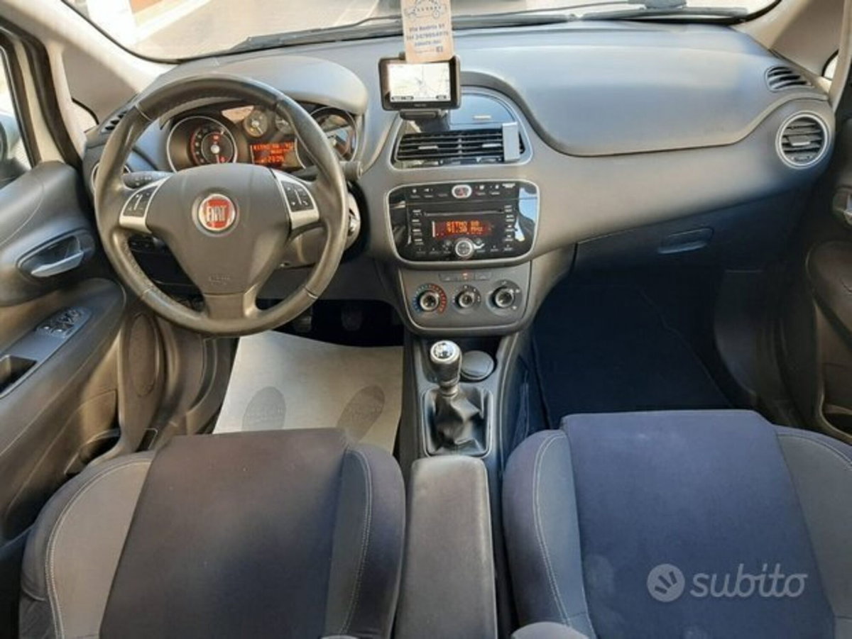 Fiat Punto 1.4 8V 3 porte Natural Power Lounge (18)