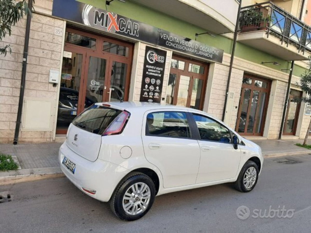 Fiat Punto 1.4 8V 3 porte Natural Power Lounge (9)