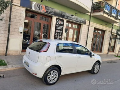 Fiat Punto 1.4 8V 3 porte Natural Power Lounge (9)