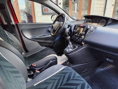 Lancia Ypsilon 1.3 MJT 16V 95 CV 5 porte S&S Gold (17)