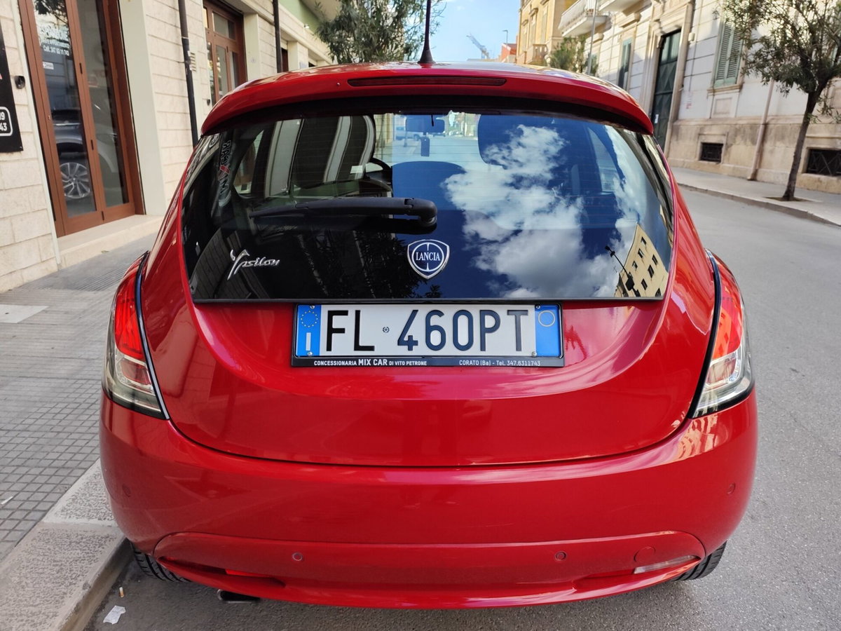Lancia Ypsilon 1.3 MJT 16V 95 CV 5 porte S&S Gold (6)