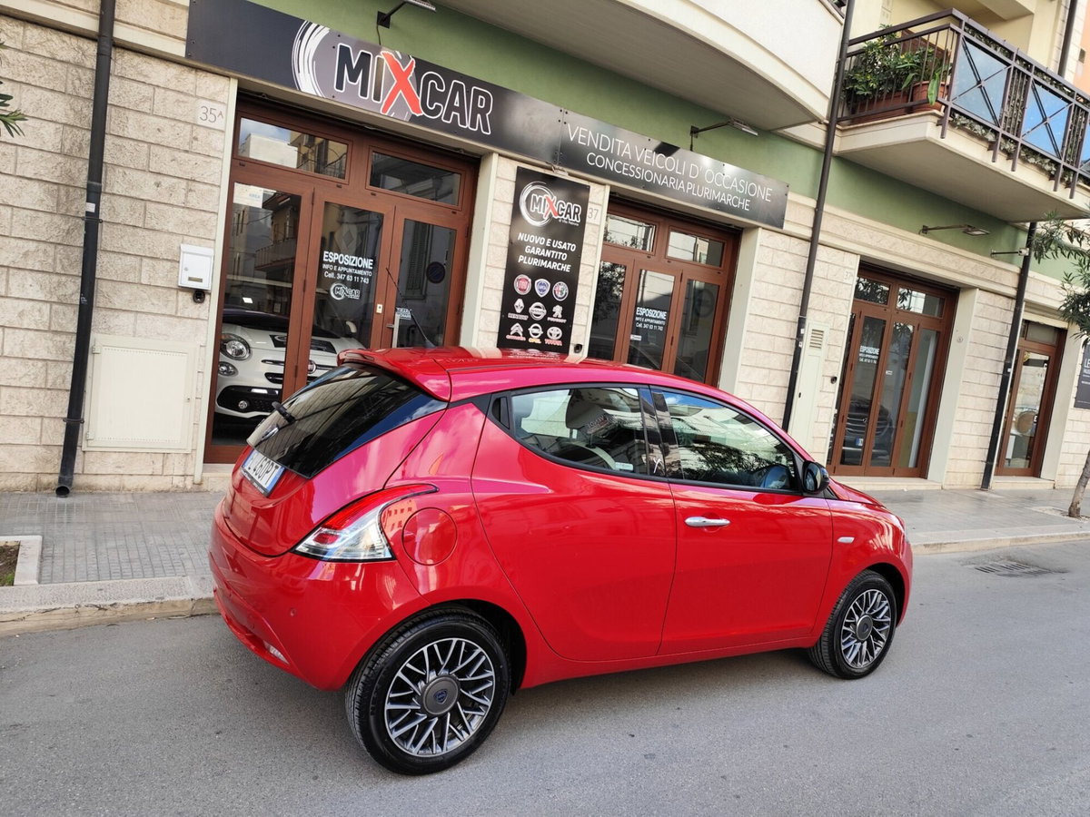 Lancia Ypsilon 1.3 MJT 16V 95 CV 5 porte S&S Gold (7)