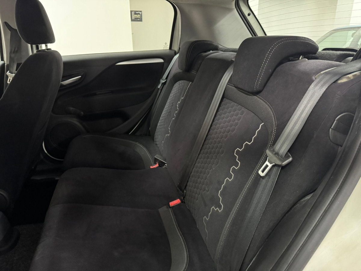 Fiat Punto 1.3 MJT II S&S 85 CV 5 porte ECO Young (18)