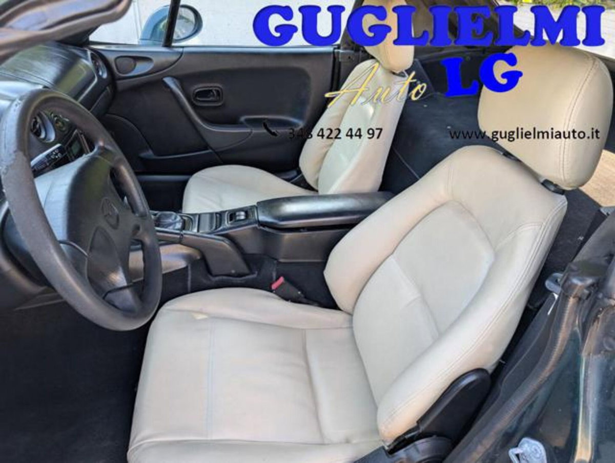 Mazda MX-5 1.6i 16V cat (18)