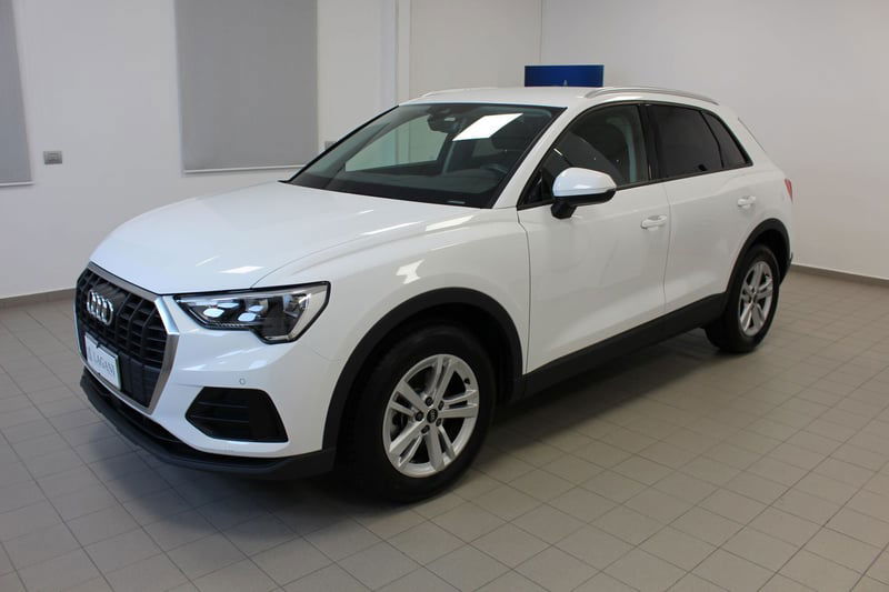 Audi Q3 35 TDI quattro S tronic Business