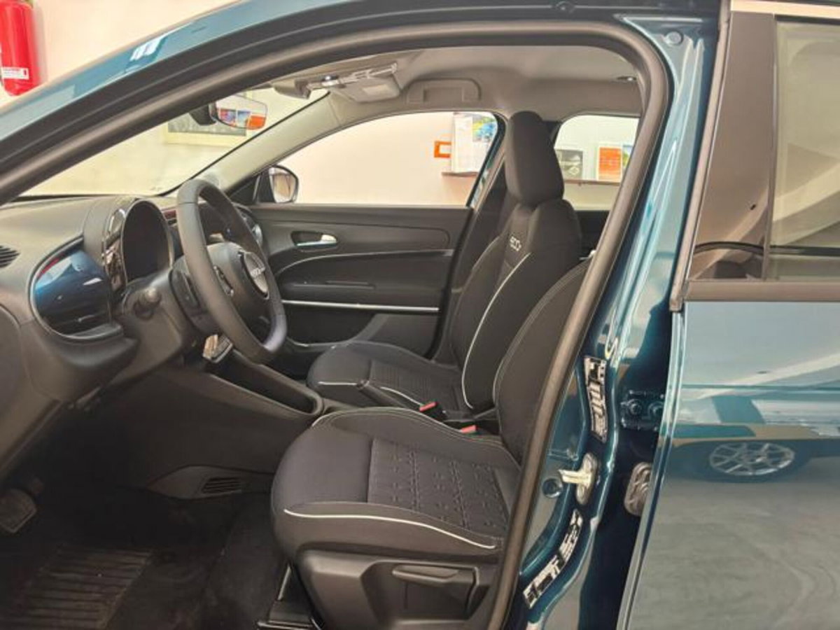 Fiat 600 1.2 hybrid Business 110cv auto (13)