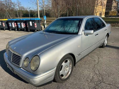 Mercedes-Benz Classe E 200 cat Avantgarde usata