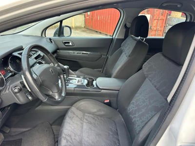 Peugeot 3008 1.6 HDi 110CV cambio robotizzato Business usata