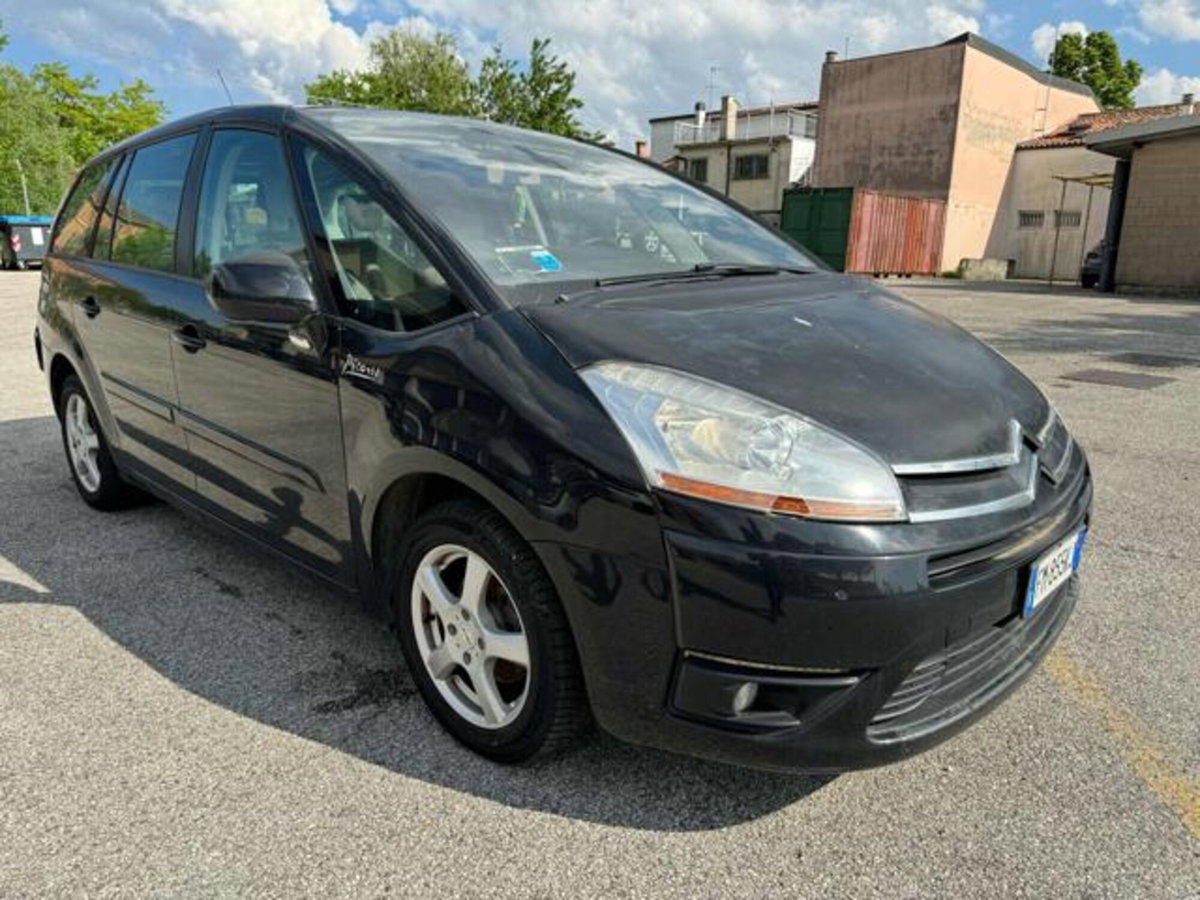 Citroen C4 1.6 HDi 110CV FAP Exclusive (11)