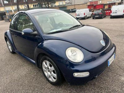 Volkswagen New Beetle 1.6 usata