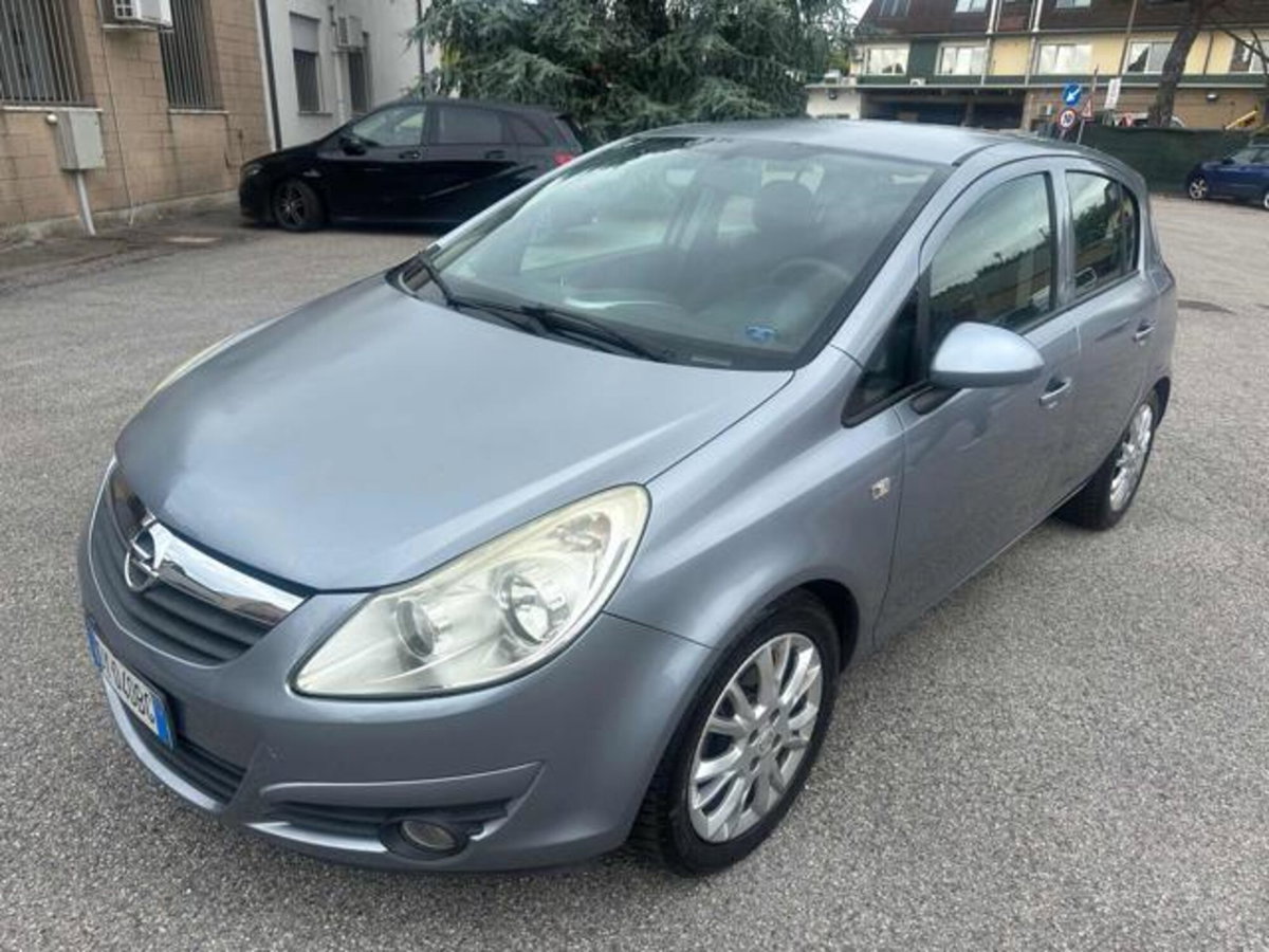 Opel Corsa 1.2 80CV 5 porte GPL-TECH Club (10)