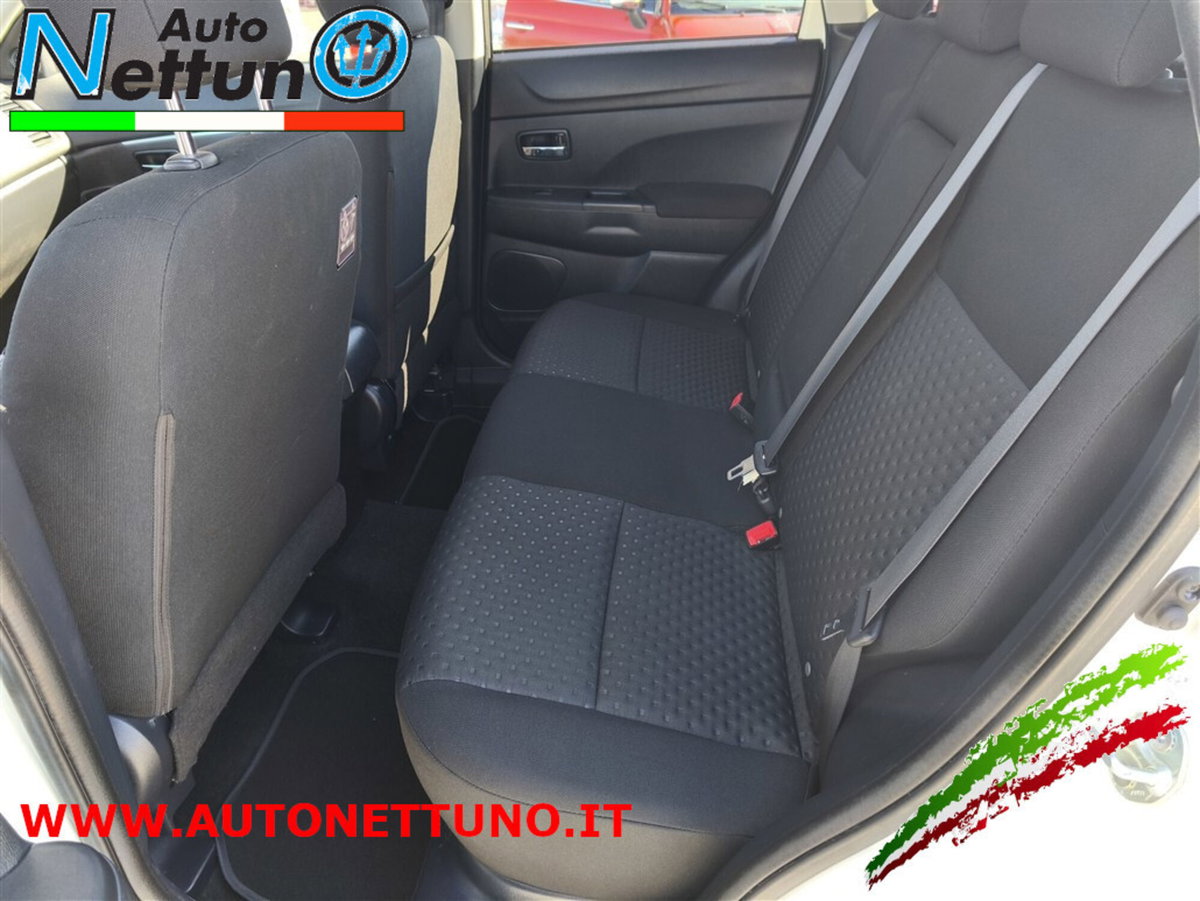 Mitsubishi ASX 1.8 DI-D 150 CV 4WD Intense ClearTec Panoramic (11)