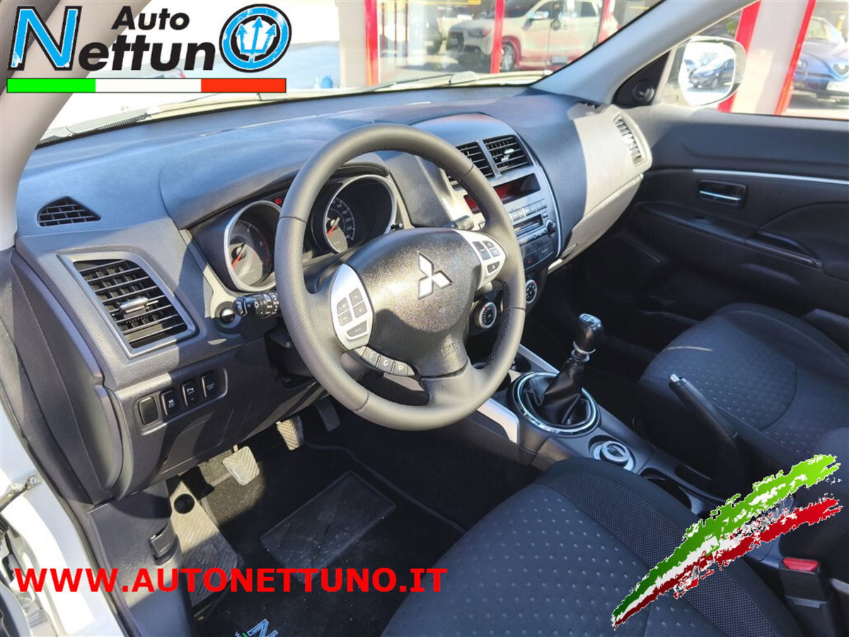 Mitsubishi ASX 1.8 DI-D 150 CV 4WD Intense ClearTec Panoramic (9)