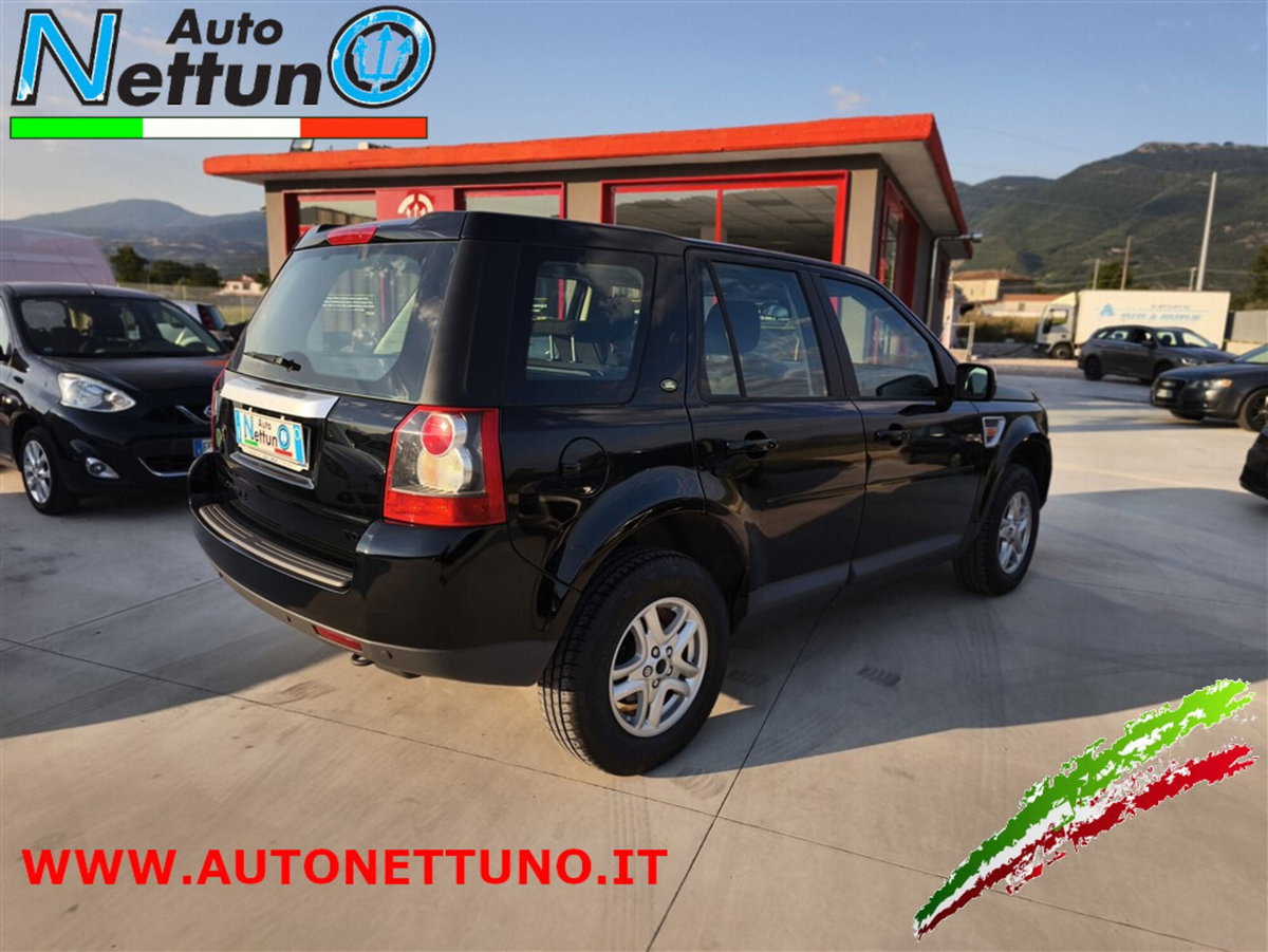 Land Rover Freelander 2.2 TD4 S.W. SE (4)