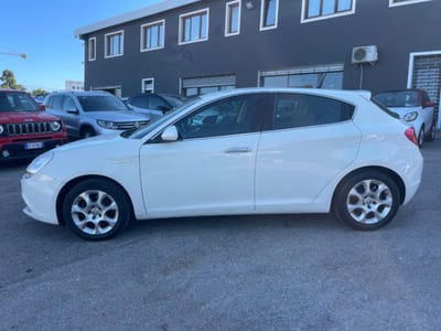 Alfa Romeo Giulietta 1.6 JTDm-2 Distinctive usata