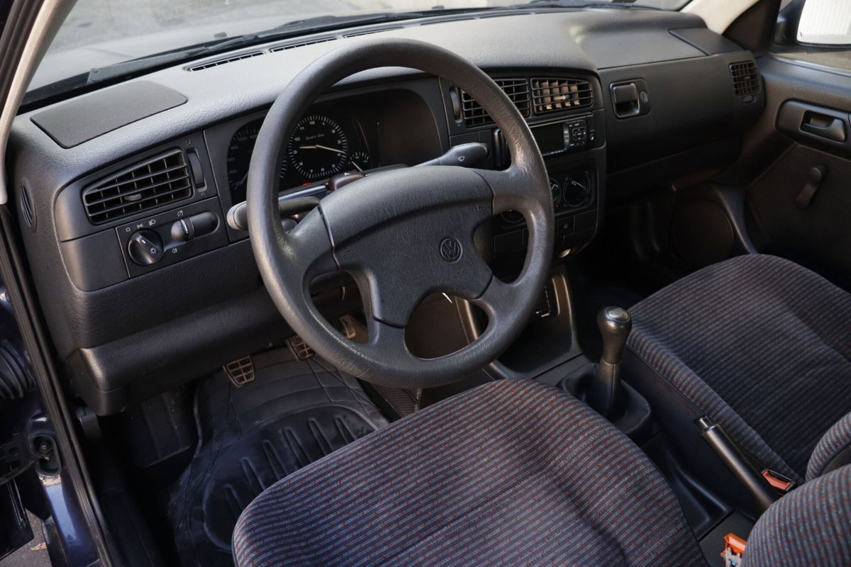 Volkswagen Golf 1.4 cat 5 porte GL (12)