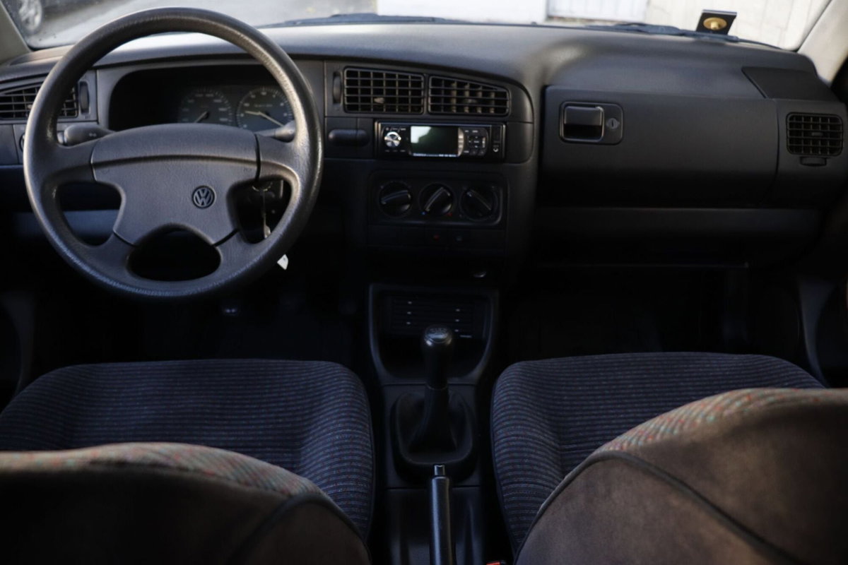 Volkswagen Golf 1.4 cat 5 porte GL (2)