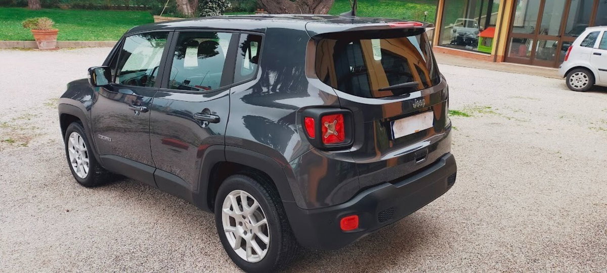 Jeep Renegade 1.6 Mjt 130 CV Limited (4)